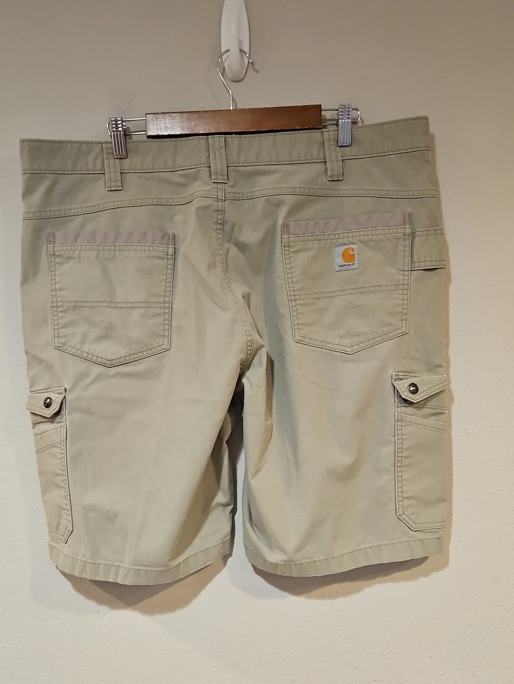 Carhartt Khaki Relaxed Cargo Shorts